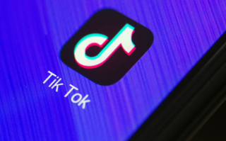 tiktok登錄不上去一直轉什么原因？2023年tiktok最新國內登陸教程