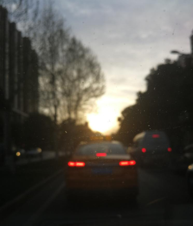 為什么應該少玩抖音？  抖音月付什么意思 第1張