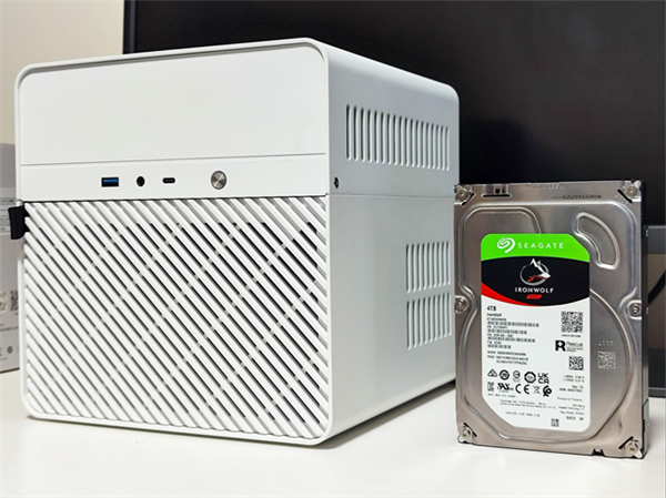 程序員給自己攢了臺電腦:這配置老鳥來點評下 程序員 電腦 第3張 程序員給自己攢了臺電腦:這配置老鳥來點評下 程序員 電腦 第3張