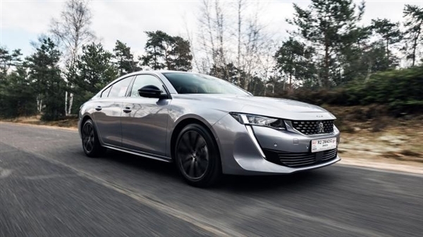 促銷(xiāo)潮蔓延 汽車(chē)全面降價(jià)已來(lái)臨?比亞迪或是最大功臣! 促銷(xiāo) 汽車(chē) 降價(jià) 比亞迪 第1張 促銷(xiāo)潮蔓延 汽車(chē)全面降價(jià)已來(lái)臨?比亞迪或是最大功臣! 促銷(xiāo) 汽車(chē) 降價(jià) 比亞迪 第1張